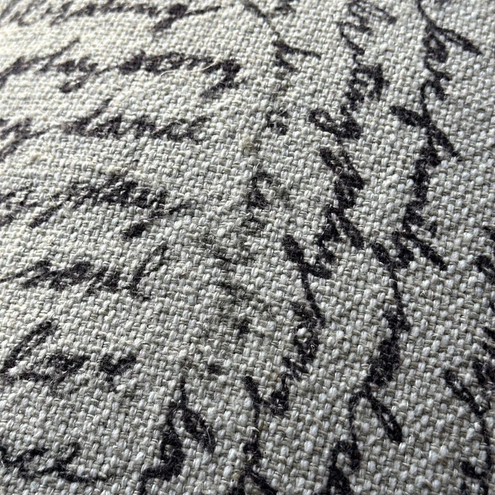 Pottery Barn Black‎ Artists + Designers Guild Set Of 2  21in x 21in